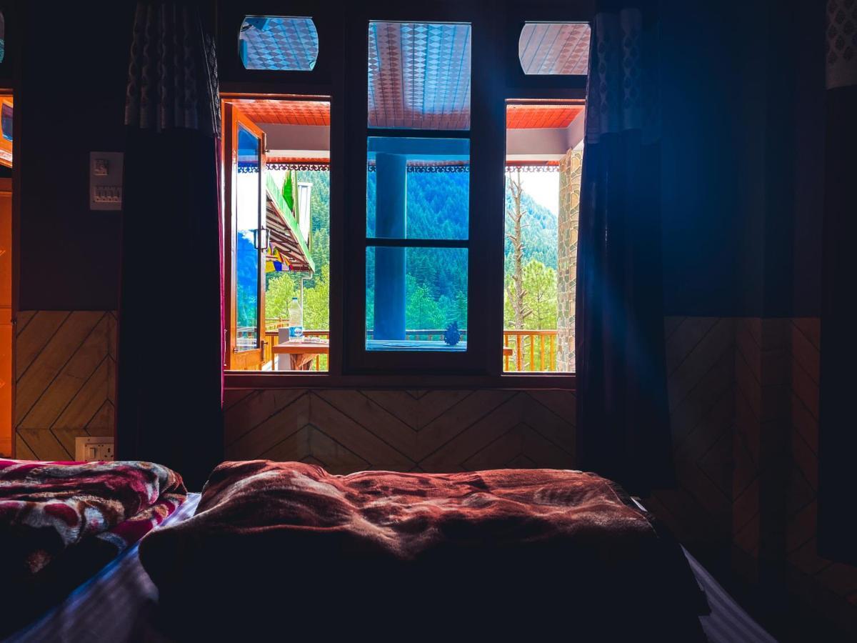 Hotel Highland Spirit Kasol Esterno foto